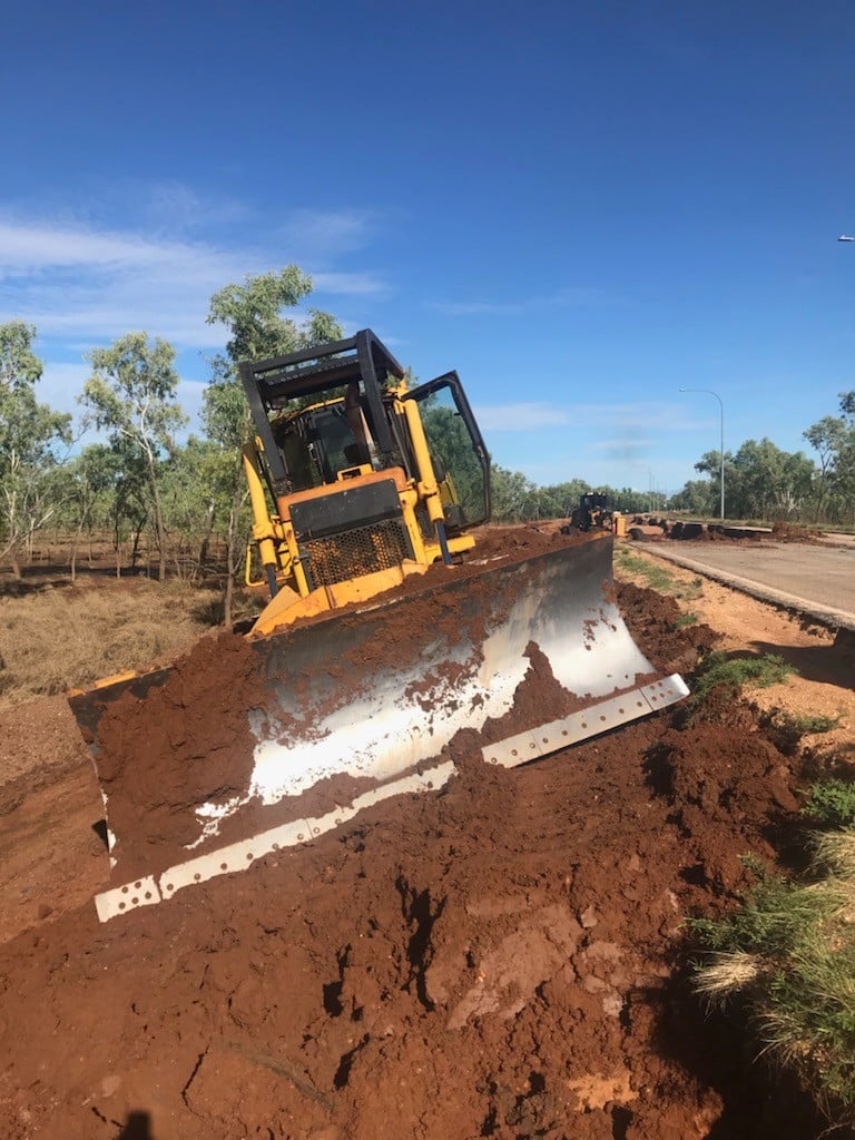 Fitzroy River Crossing - Dozer on site