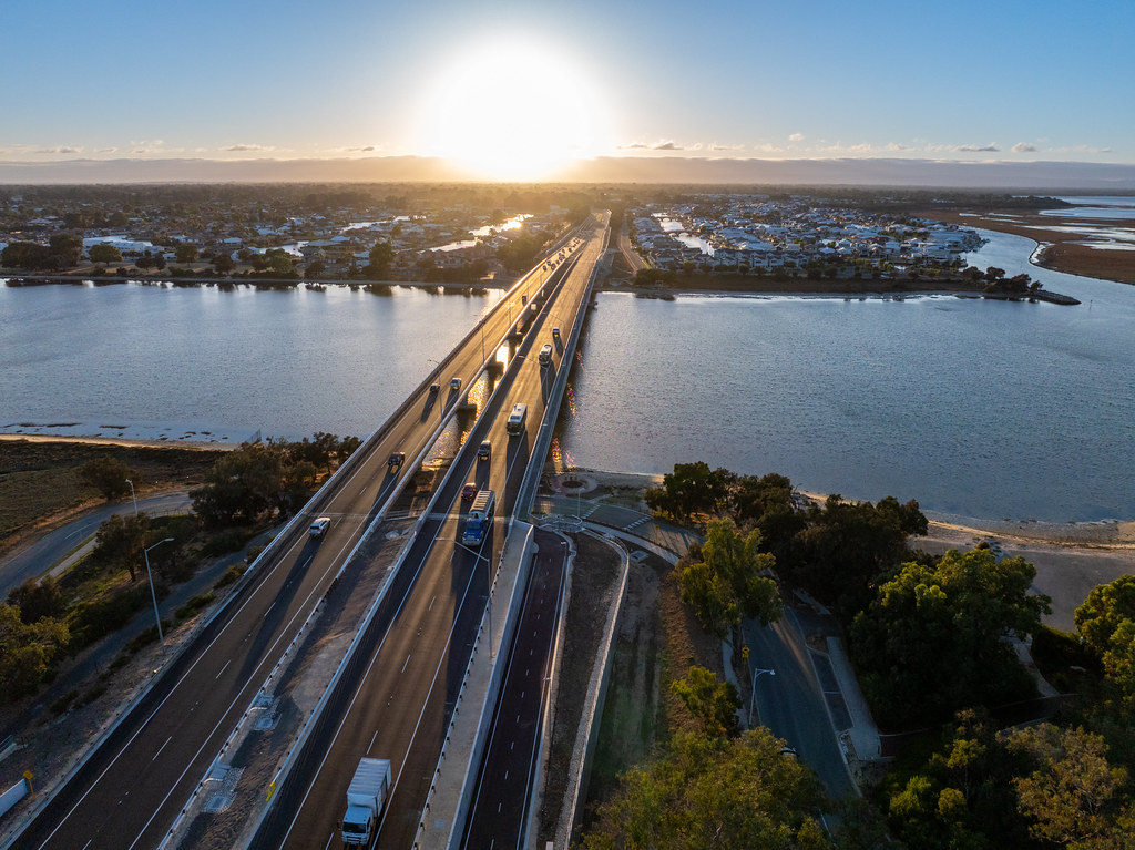 Mandurah Estuary Bridge Duplication - bridge full operational