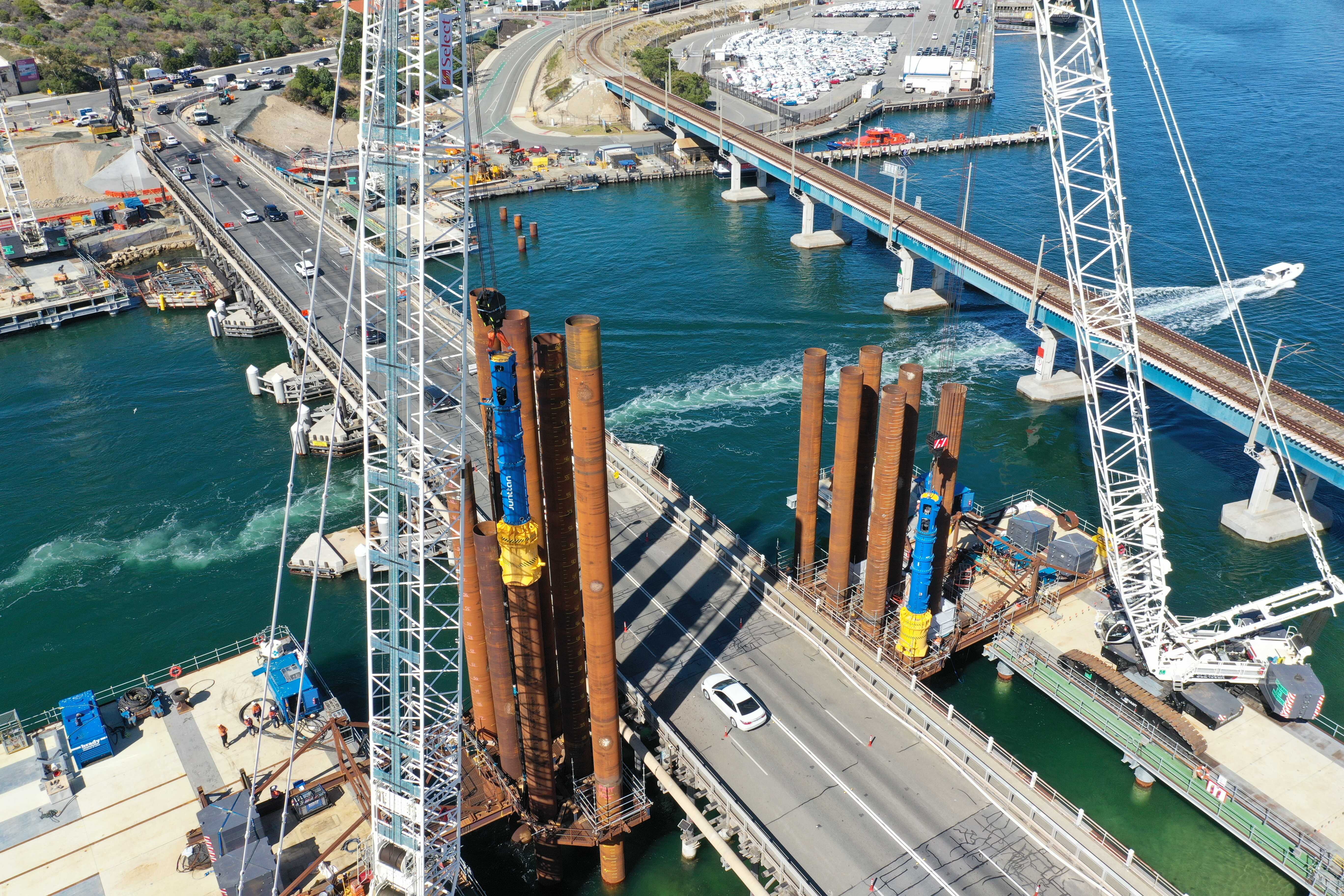 Swan River Crossings  Fremantle Traffic Bridge 