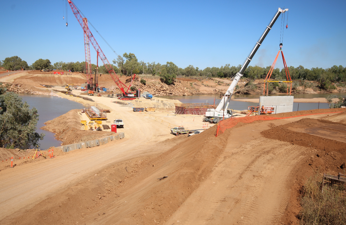 New Fitzroy Rover Bridge - Pier shot
