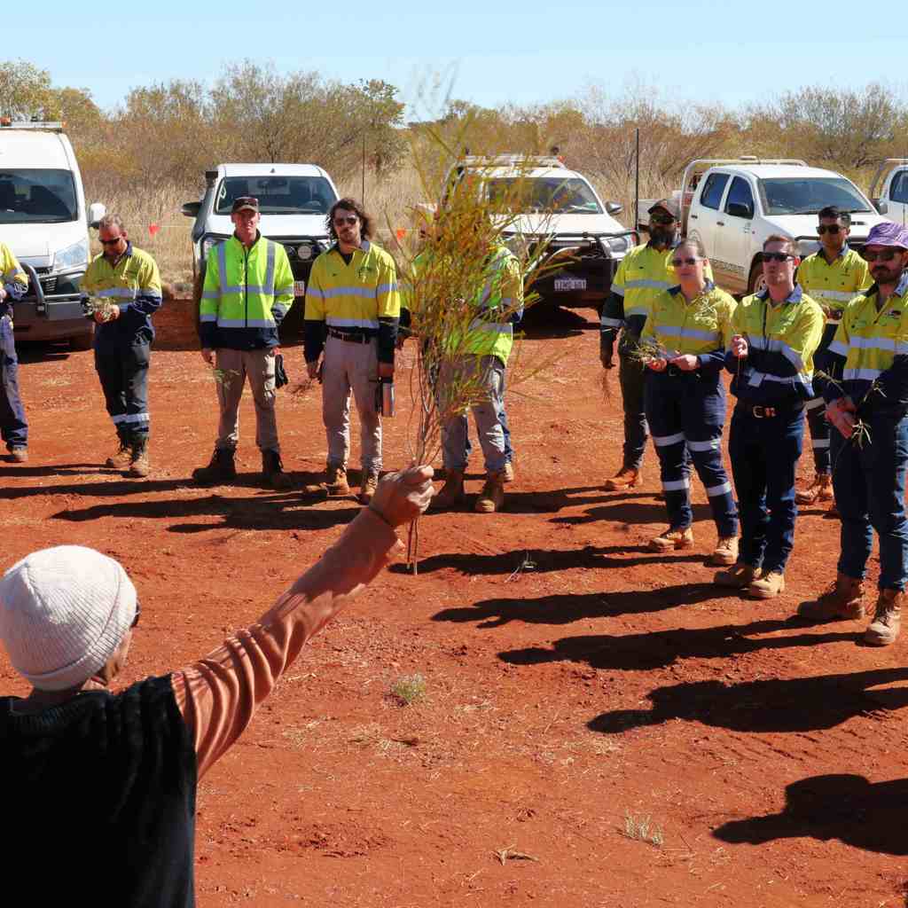 Garli workers at Karratha Tom Price smoking ceremony