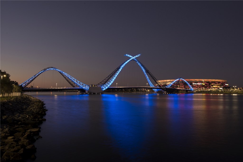 Matagarup bridge light up in blue at night