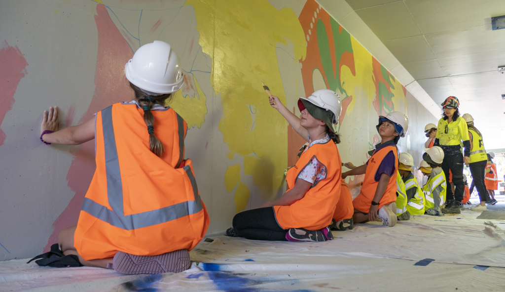 Erindale Road underpass mural