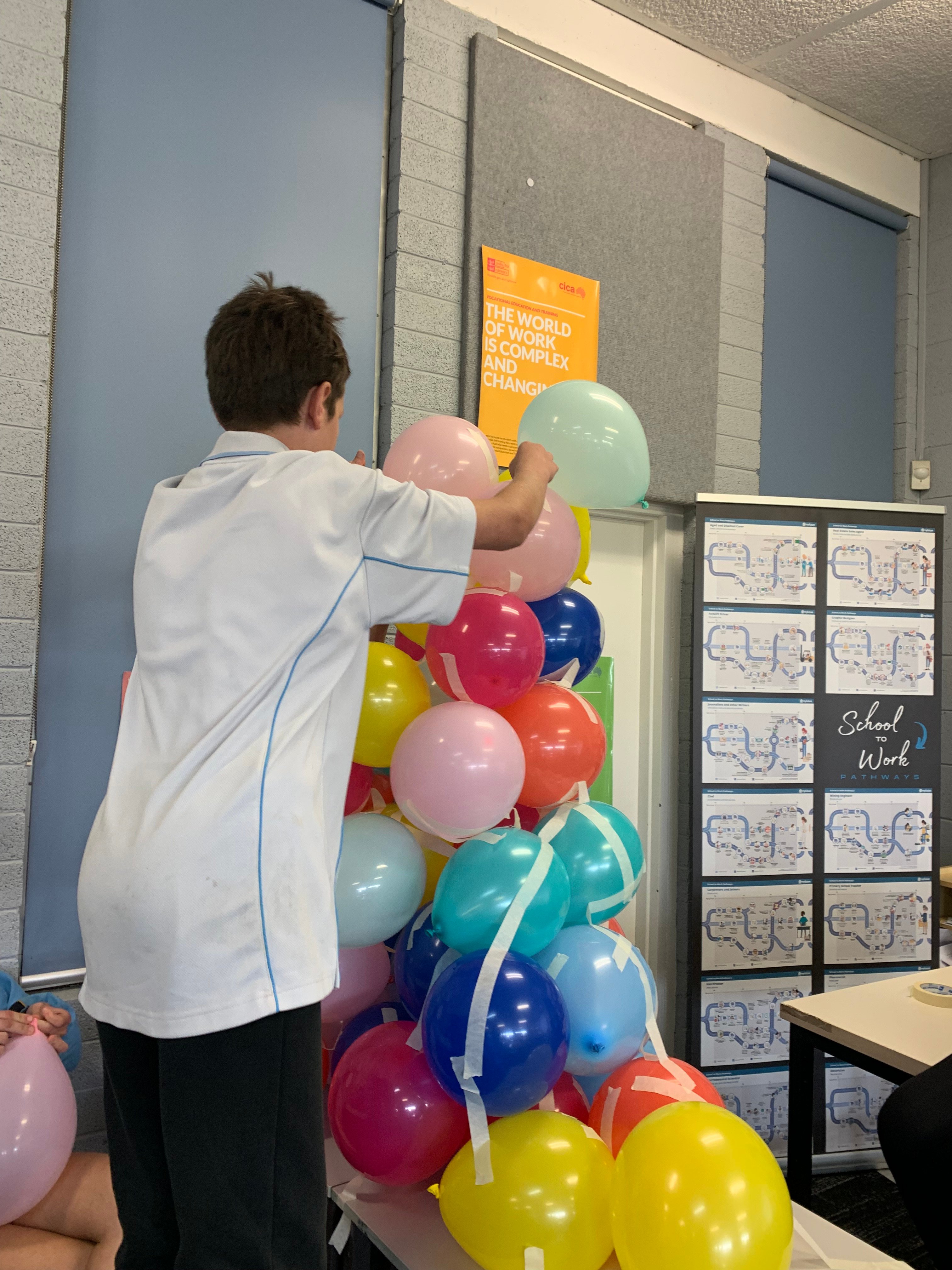 BORR - 120724 - Balloon Tower