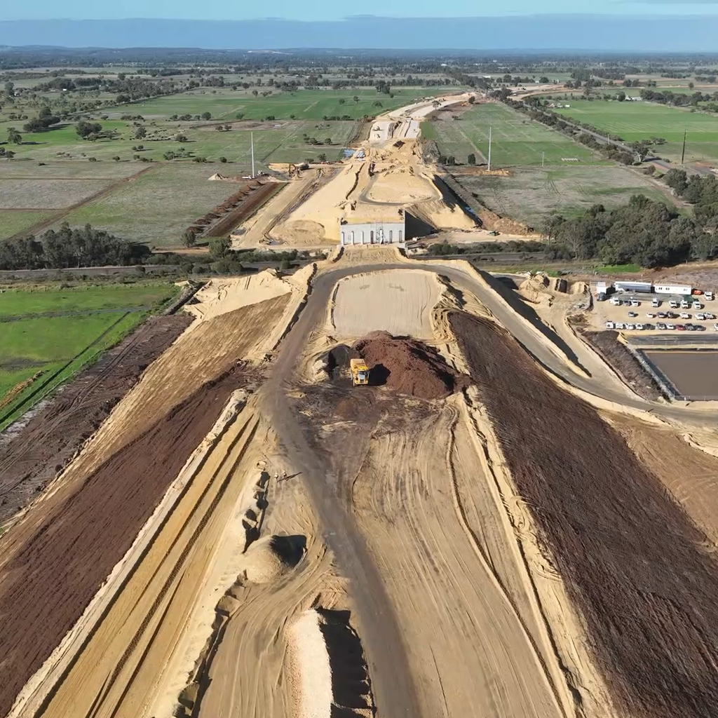FOGO being placed between South Western Highway (north) and Railway Road Bridge