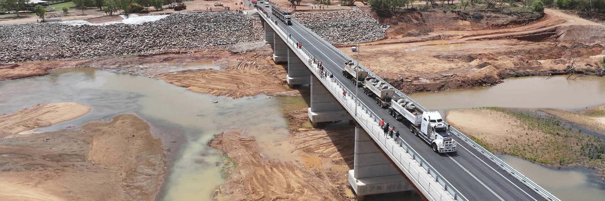 New Fitzroy River <em> Bridge </em>