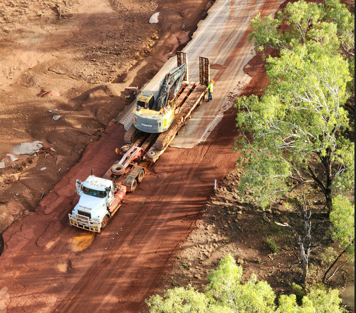 Great Northern Highway - Willare - Grader on site